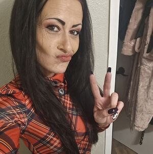 Meet your Posher, Theresa